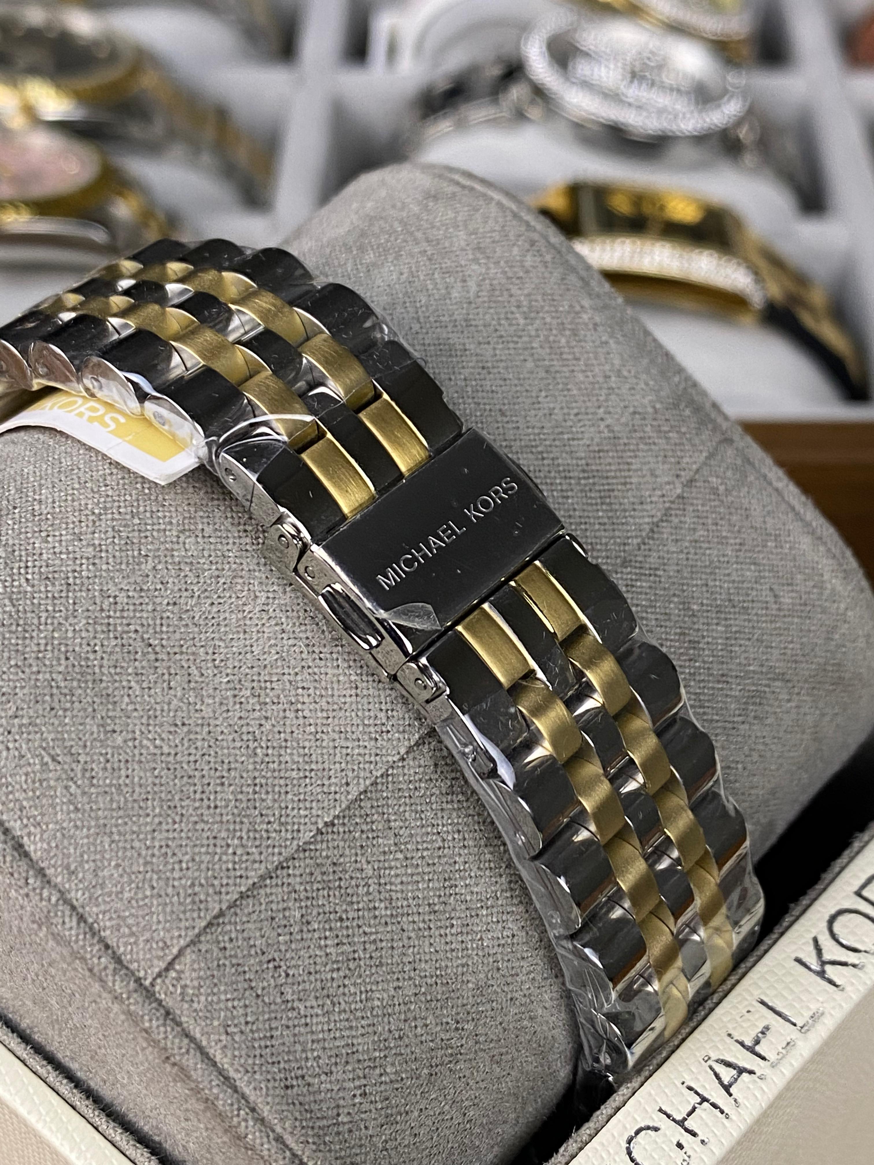 Michael Kors – White Chronograph Dial – Two Tone Bracelet – Original