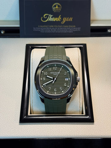 Patek Philippe Aquanaut – Green Embossed Dial – Smooth Bezel – Rubber Strap – Automatic – 42mm