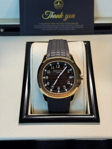 Patek Philippe Aquanaut – Brown Embossed Dial – Smooth Bezel – Brown Rubber Strap – Automatic – 42mm