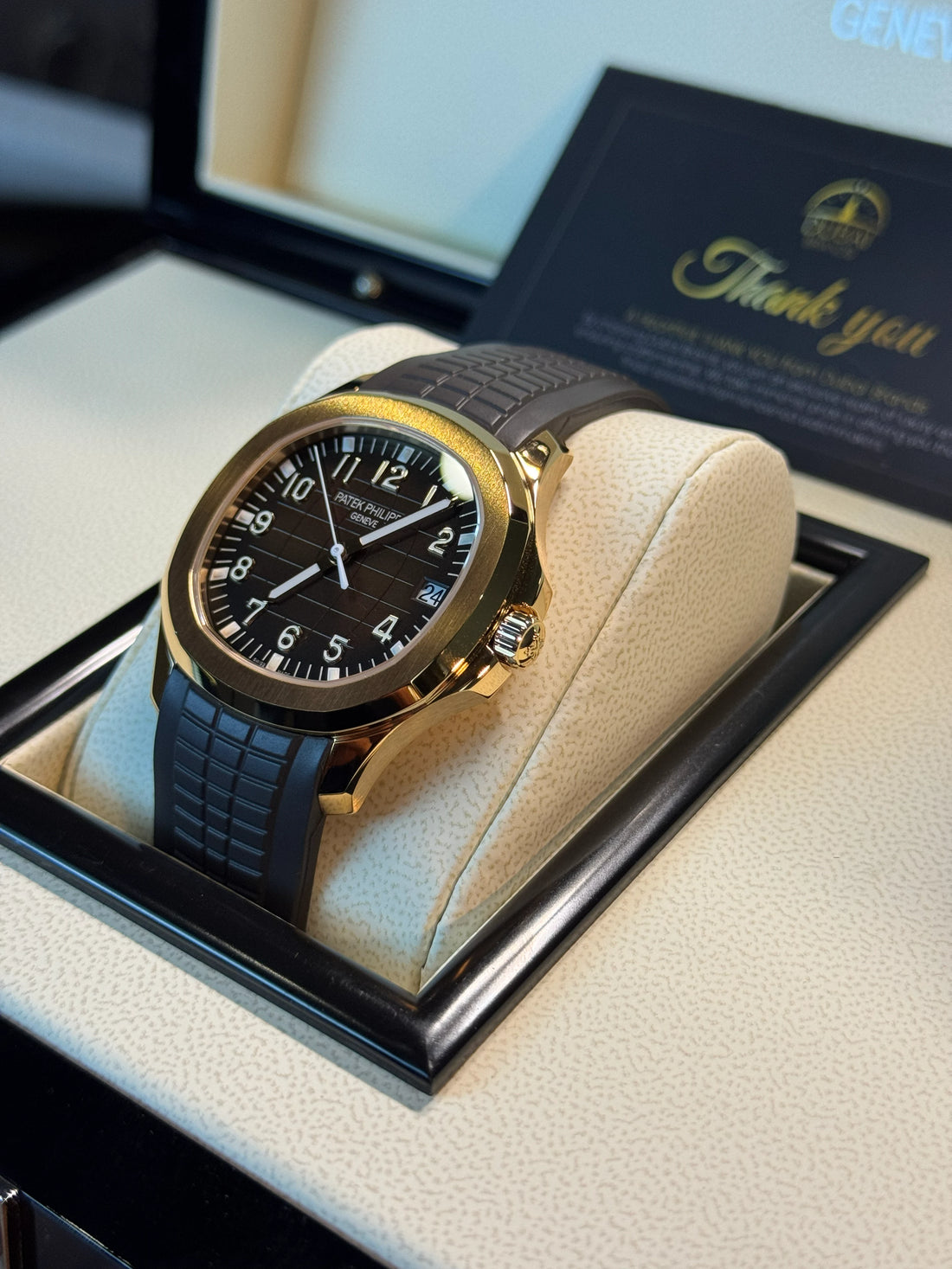Patek Philippe Aquanaut – Brown Embossed Dial – Smooth Bezel – Brown Rubber Strap – Automatic – 42mm