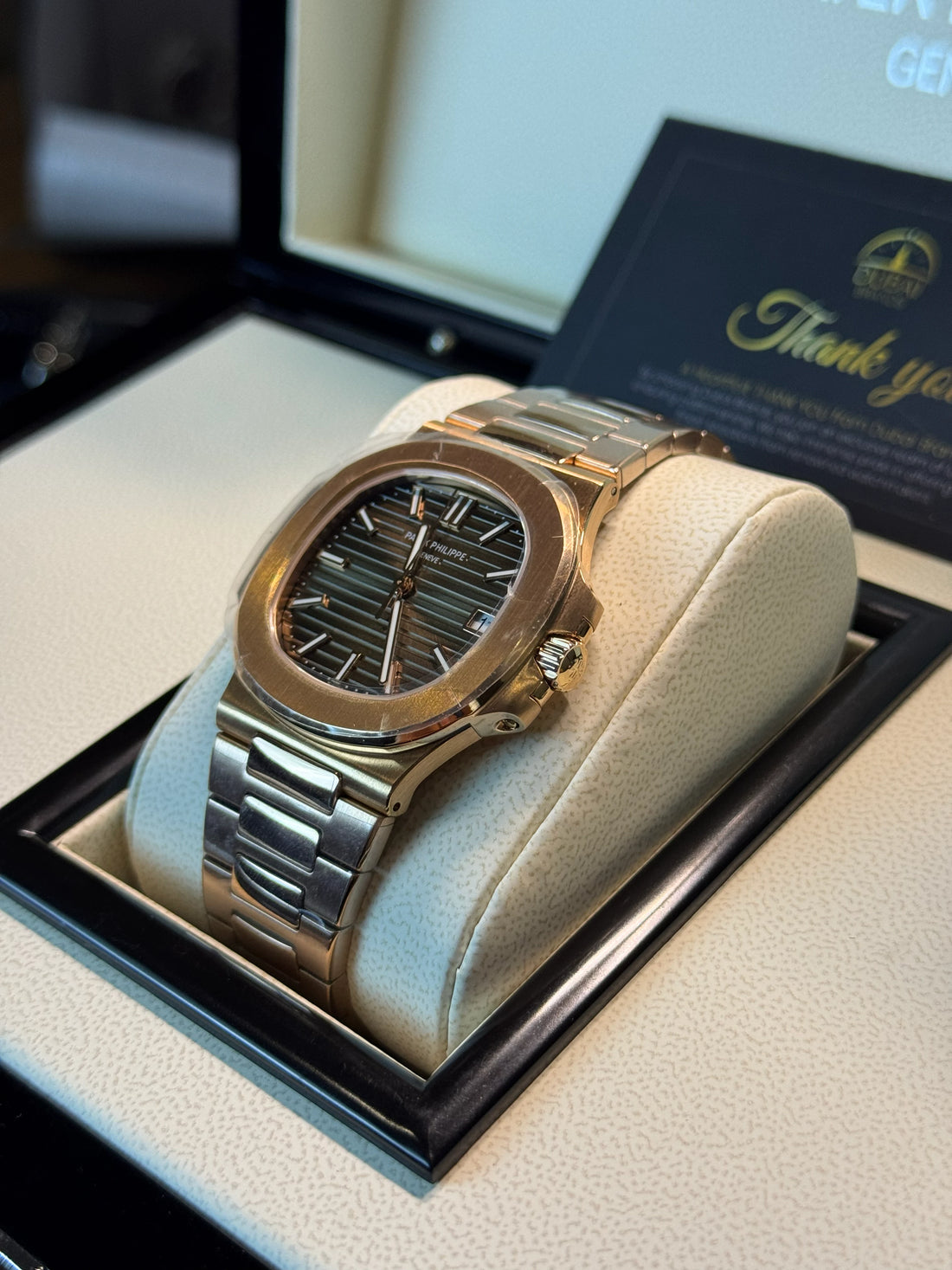 Patek Philippe Nautilus – Brown Horizontal Dial – Smooth Bezel – Two Tone Bracelet – Super Clone – 41mm