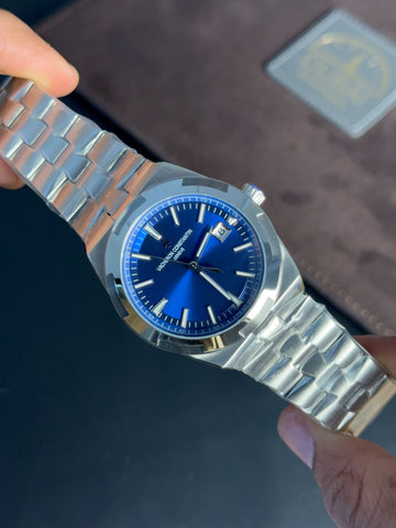 Vacheron Constantin Overseas Blue Sunburst Dial Stainless Steel Integrated Bracelet